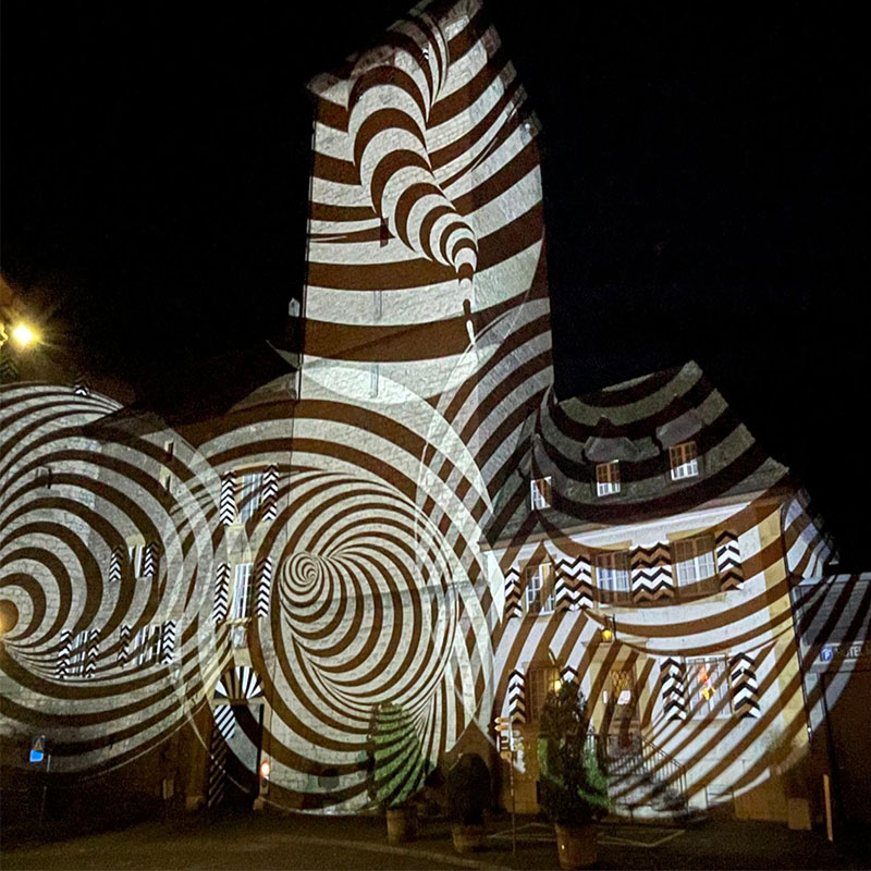 How a European Shop Used Custom Logo Projector & Gobo Projector Light for Outdoor Ads