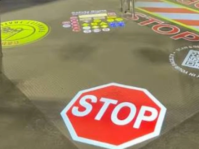 stop_projection_800x600